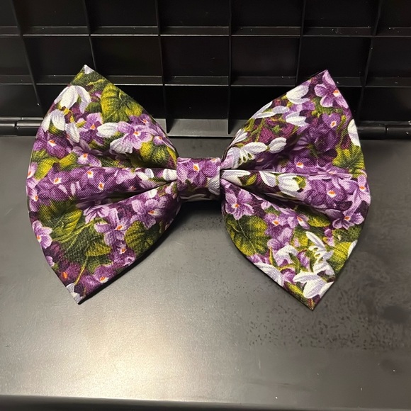 Purple flower bow - Picture 1 of 4